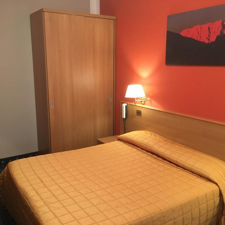 Hotel Miravalle 2000 リッツァーノ・イン・ベルヴェデーレ エクステリア 写真
